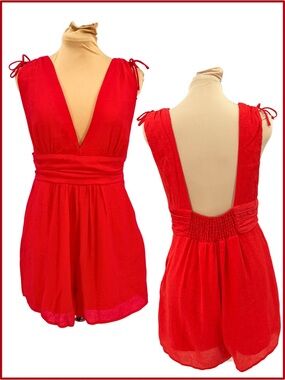 Large NWT - One Heart Clothing - Red Plunge-Front Open Back Romper ❤️